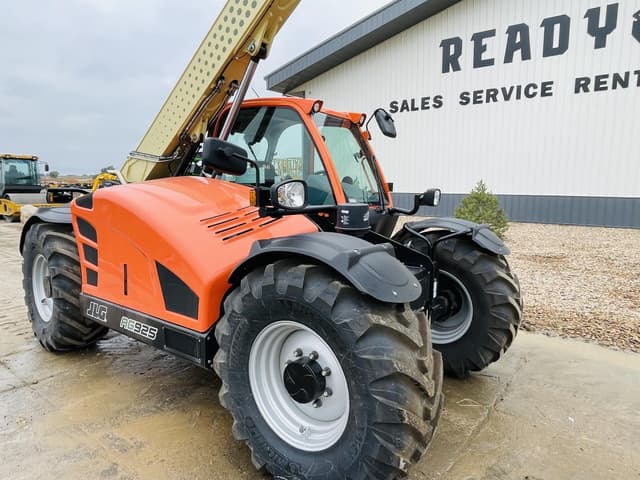 Image of JLG AG925 equipment image 1