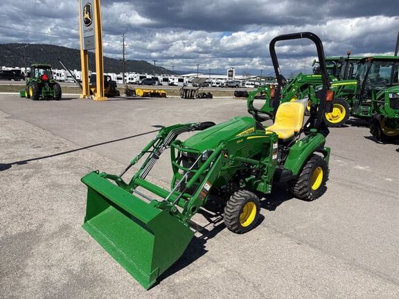2026 John Deere 1023E Equipment Image0