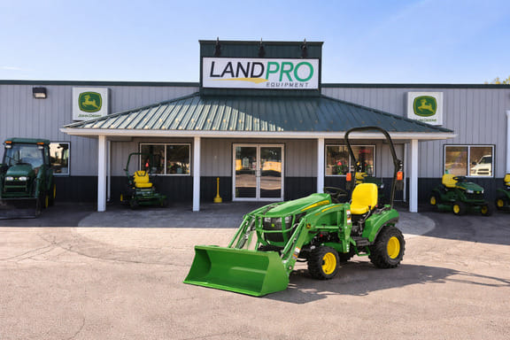 2026 John Deere 1023E Equipment Image0