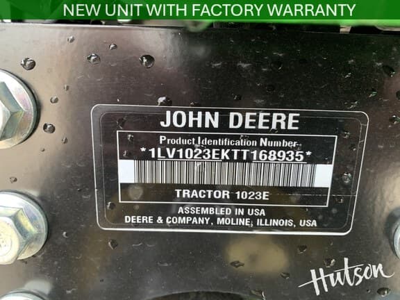 Image of John Deere 1023E equipment image 4