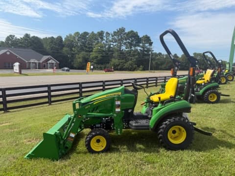 Image of John Deere 1023E equipment image 1