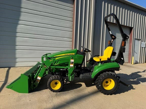 Image of John Deere 1023E Primary image