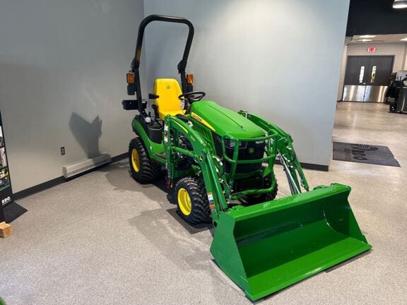 2026 John Deere 1025R Equipment Image0