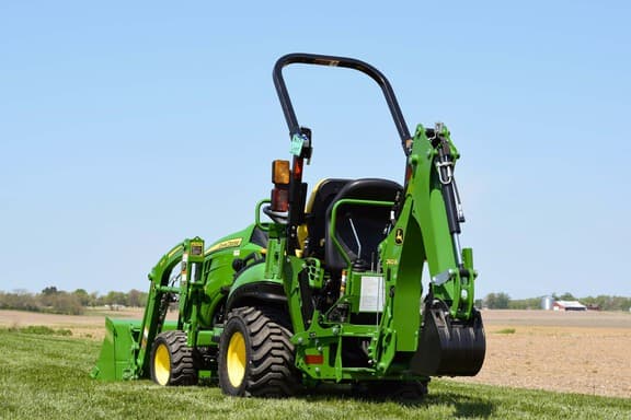Image of John Deere 1025R equipment image 2
