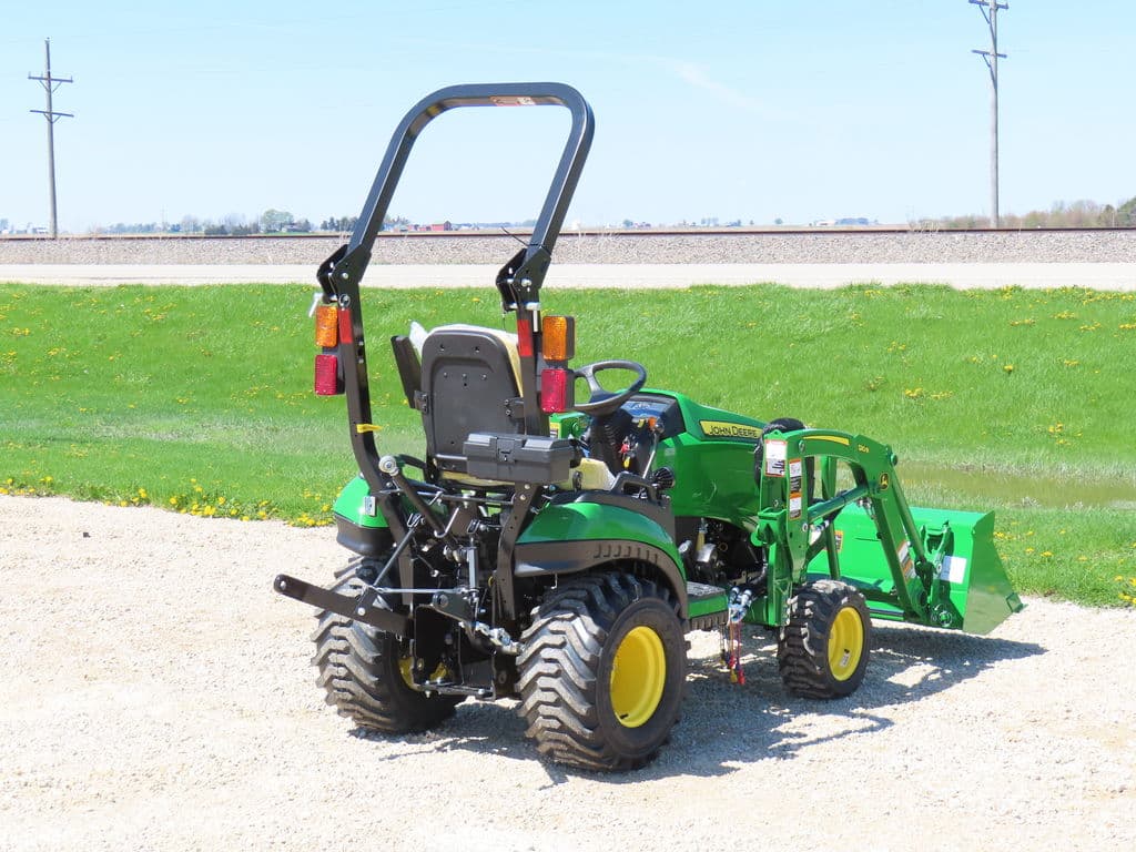 Image of John Deere 1025R Image 0