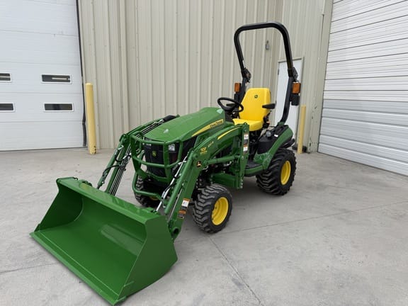 2026 John Deere 1025R Equipment Image0