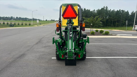 Image of John Deere 1025R equipment image 3