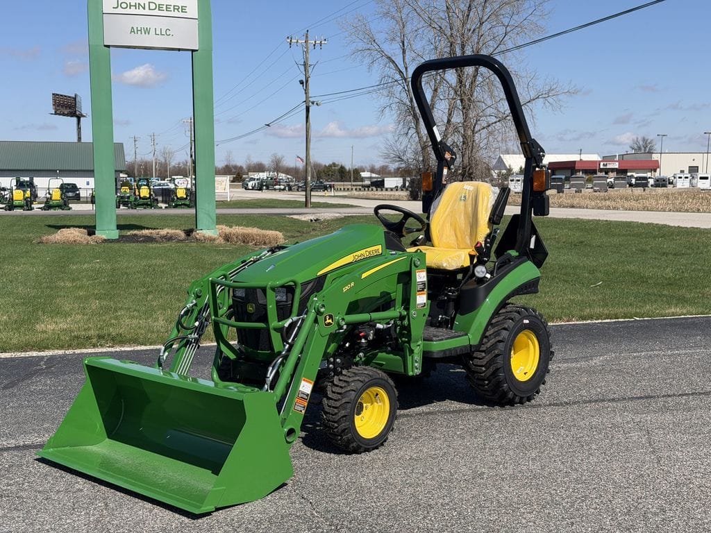 2026 John Deere 1025R Equipment Image0