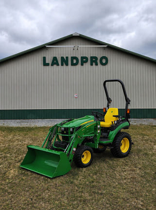 2026 John Deere 1025R Equipment Image0
