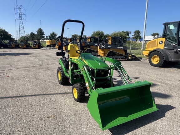 Image of John Deere 1025R equipment image 2
