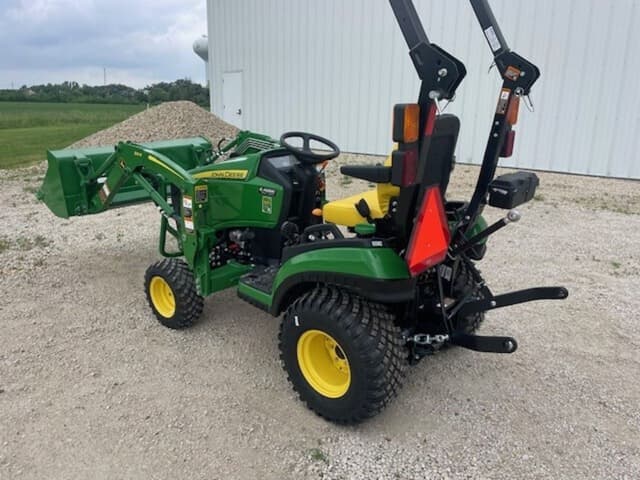 Image of John Deere 1025R equipment image 3