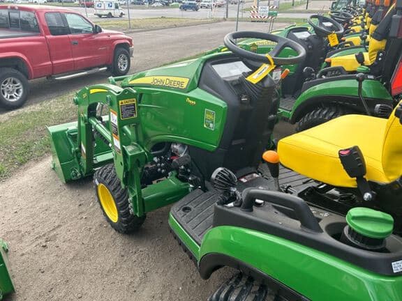Image of John Deere 1025R equipment image 2