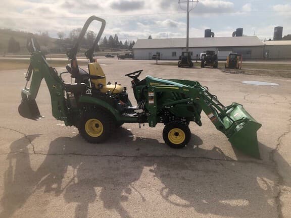 Image of John Deere 1025R equipment image 3