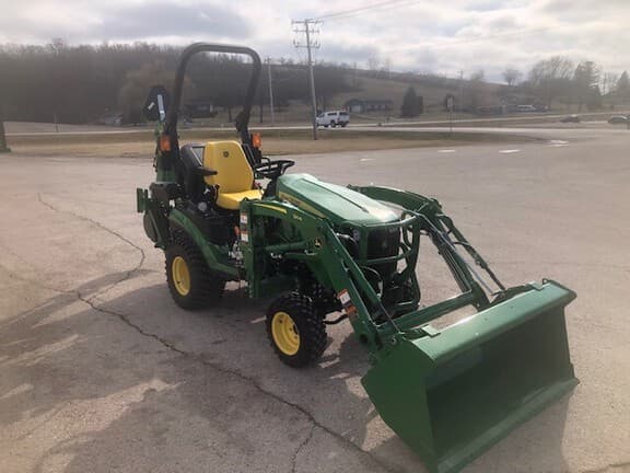 Image of John Deere 1025R equipment image 4