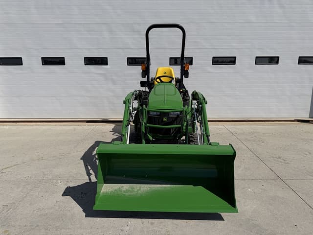 Image of John Deere 1025R equipment image 1