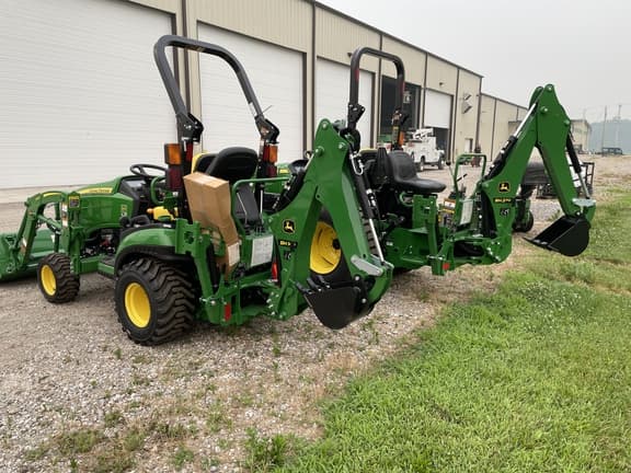 Image of John Deere 1025R equipment image 4