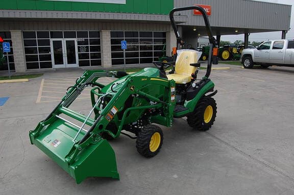 Image of John Deere 1025R equipment image 1