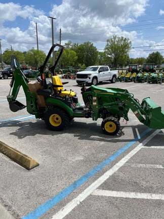 Image of John Deere 1025R equipment image 3