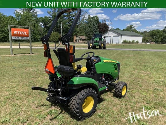 Image of John Deere 1025R equipment image 3