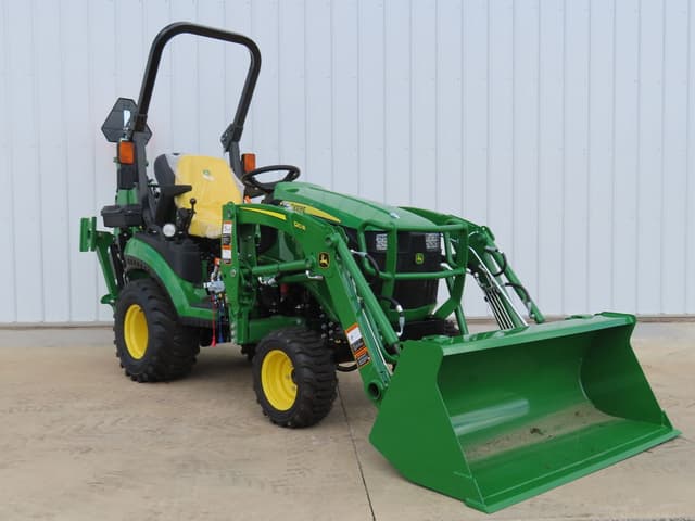Image of John Deere 1025R equipment image 3