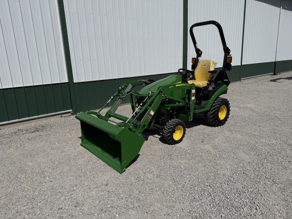 2026 John Deere 1025R Equipment Image0