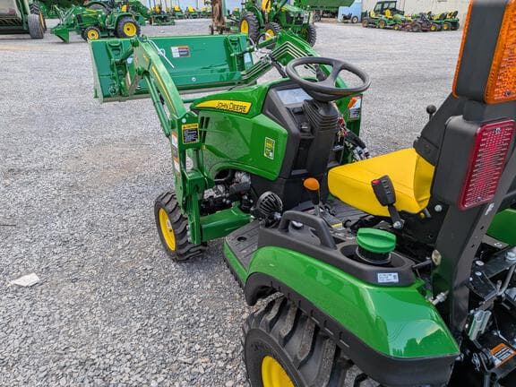 Image of John Deere 1025R equipment image 2