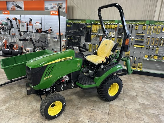 2026 John Deere 1025R Equipment Image0