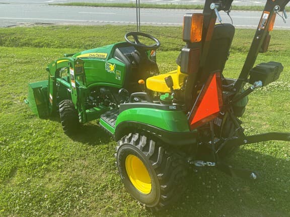 Image of John Deere 1025R equipment image 2