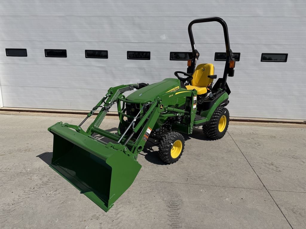 2026 John Deere 1025R Equipment Image0