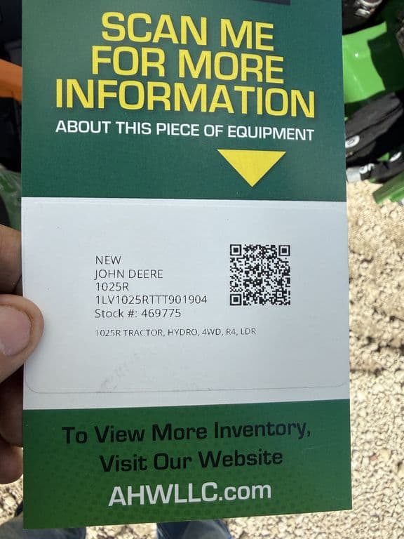 Image of John Deere 1025R equipment image 4