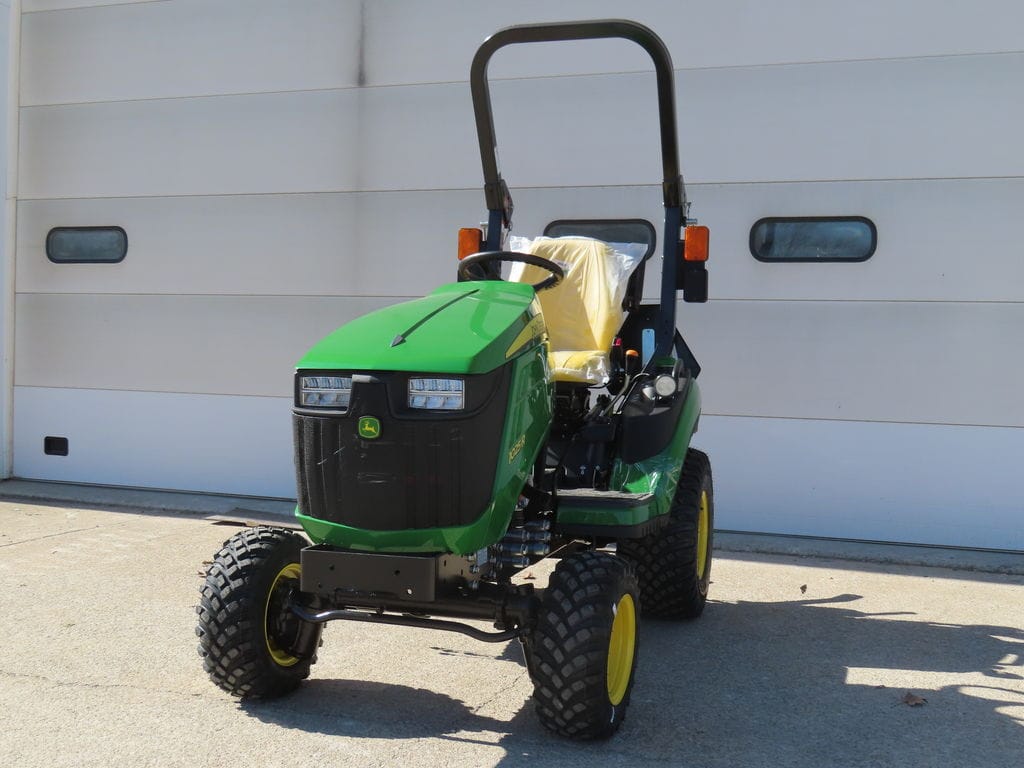 2026 John Deere 1025R Equipment Image0