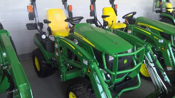 Image of John Deere 1025R equipment image 1