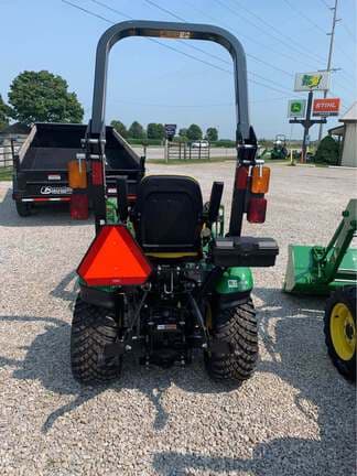 Image of John Deere 1025R equipment image 2