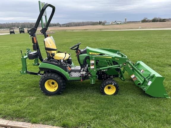 Image of John Deere 1025R equipment image 3