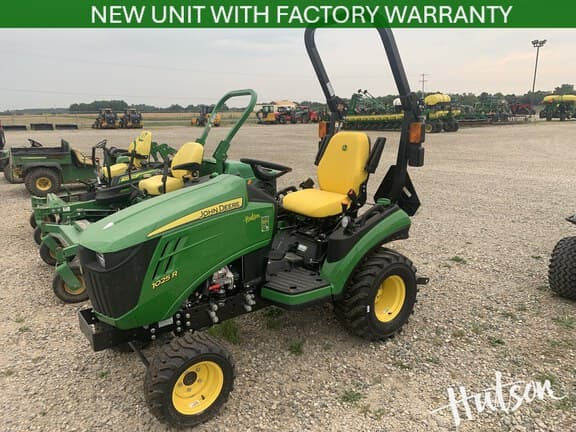 Image of John Deere 1025R equipment image 1