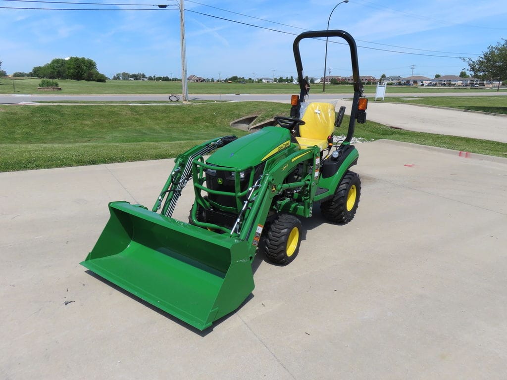 2026 John Deere 1025R Equipment Image0