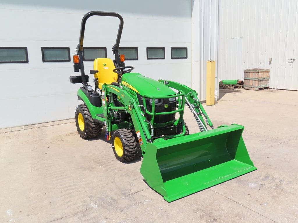 2026 John Deere 1025R Equipment Image0