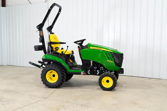 Image of John Deere 1025R equipment image 2