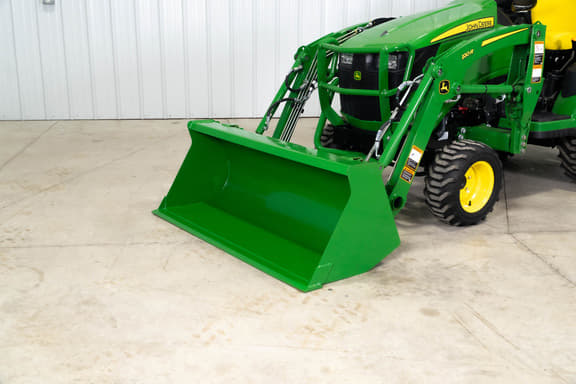 Image of John Deere 1025R equipment image 3