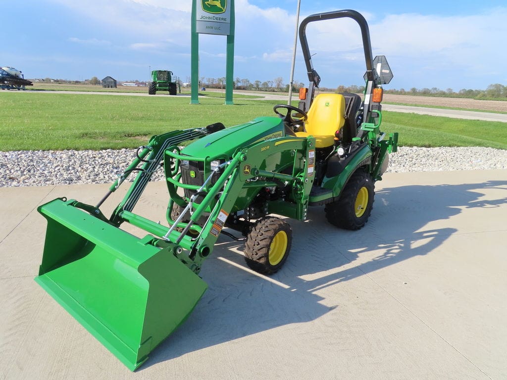 2026 John Deere 1025R Equipment Image0
