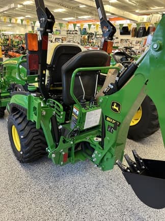 Image of John Deere 1025R equipment image 1