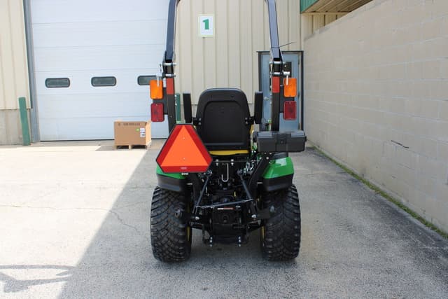 Image of John Deere 1025R equipment image 4