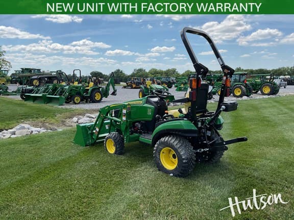 Image of John Deere 1025R equipment image 3