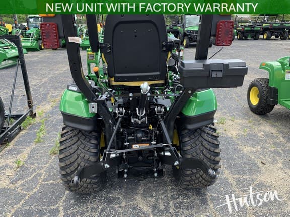 Image of John Deere 1025R equipment image 3