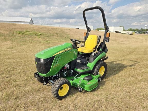2026 John Deere 1025R Equipment Image0