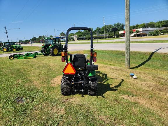 Image of John Deere 1025R equipment image 3