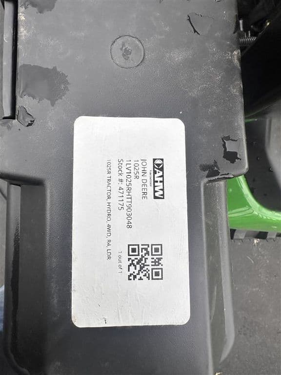 Image of John Deere 1025R equipment image 4