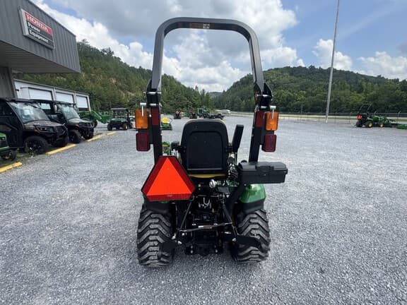 Image of John Deere 1025R equipment image 3