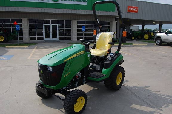 2026 John Deere 1025R Equipment Image0