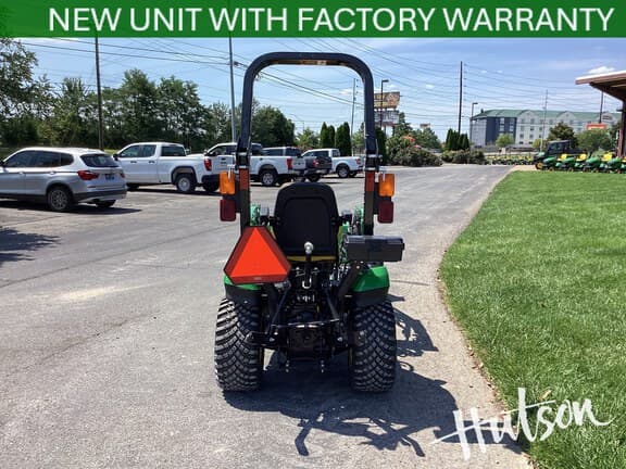 Image of John Deere 1025R equipment image 4